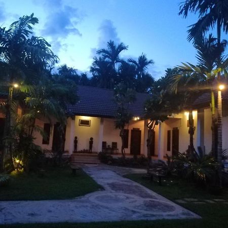 Villa Тхакхэк Экстерьер фото