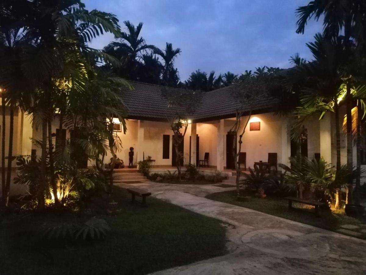 Villa Тхакхэк Экстерьер фото
